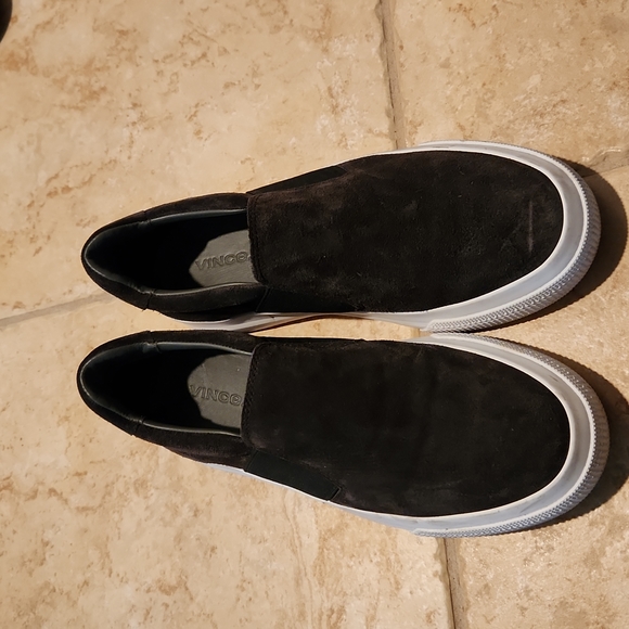 VINCE dark brown suede slip on sneakers - Picture 7 of 9